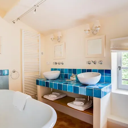 빌라 Sleeps 11 With Pool And Wifi *